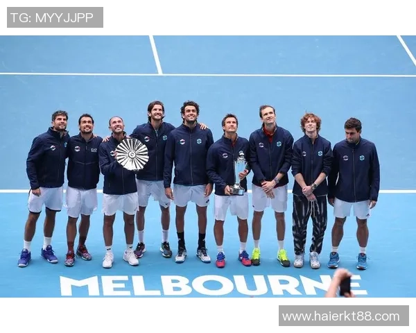 武汉网球队进攻策略分析与战术解读助力球队崛起